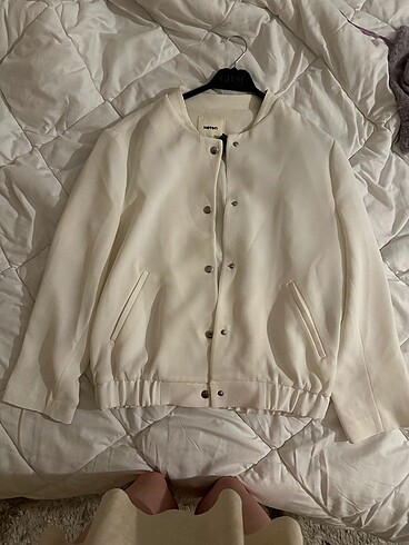 zara model bomber düğmeli ceket