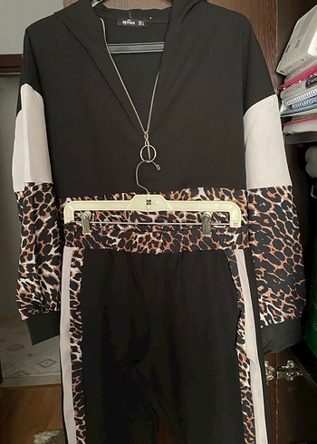 Leopar Kadın Eşofman Takımı