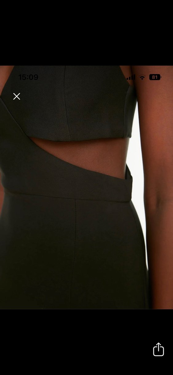 Siyah V Yakalı Uzun Drapeli Kadın Elbise - Görsel 3