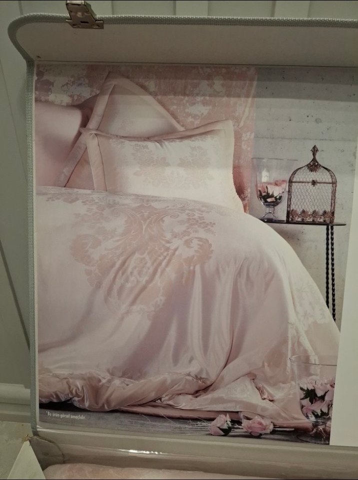 Karaca Taissiya Private yatak örtüsü - Görsel 5