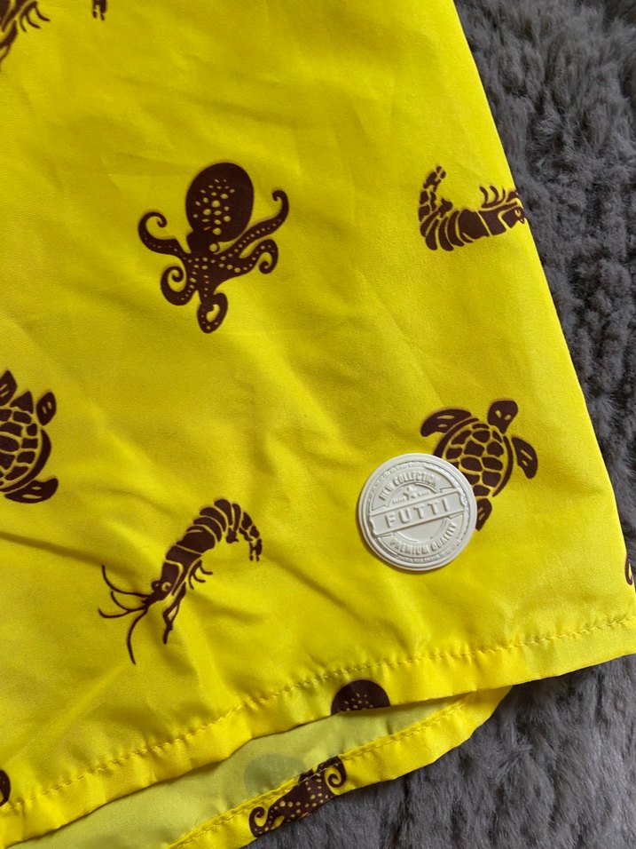 Sarı Desenli Erkek Deniz Şortu - Görsel 3