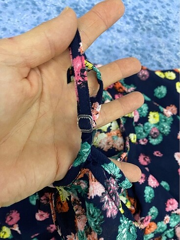 42 Beden çeşitli Renk Çiçekli elbise