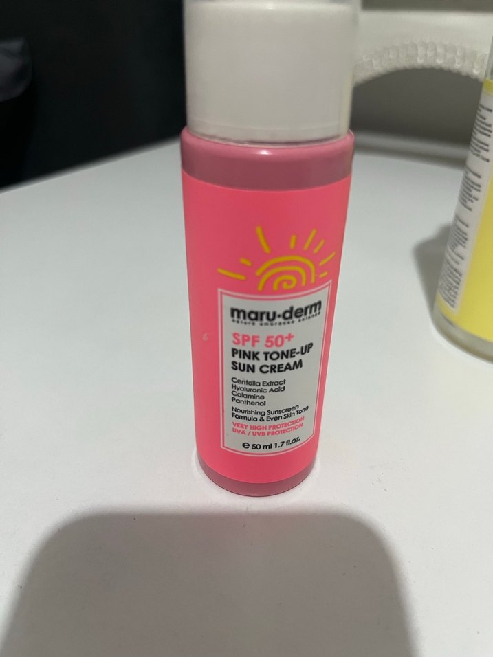 Maru Derm SPF50+ Pembe Güneş Kremi ve Temizleyici Yağ ikili - Görsel 4