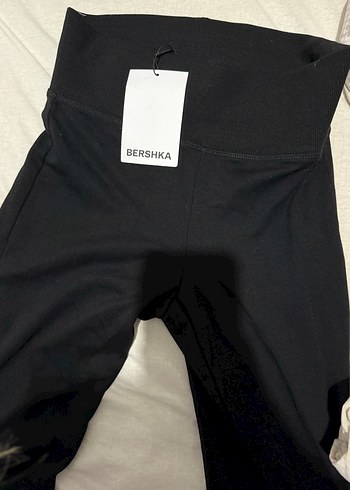 Bershka Bershka siyah etiketli tayt