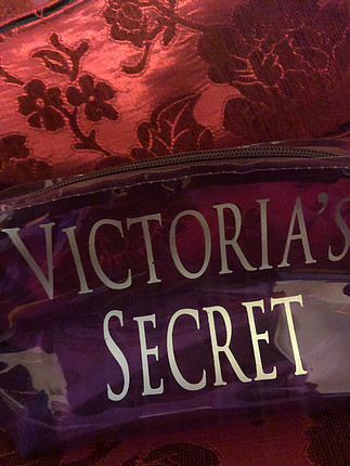 Victoria s Secret VICTORİAS SECRET MAKYAJ ÇANTASI 