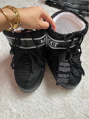 Moon Boot MOON BOOT ETİKETLİ SİYAH