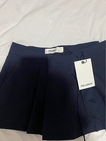 Pull and Bear pull bear pileli lacivert şort etek