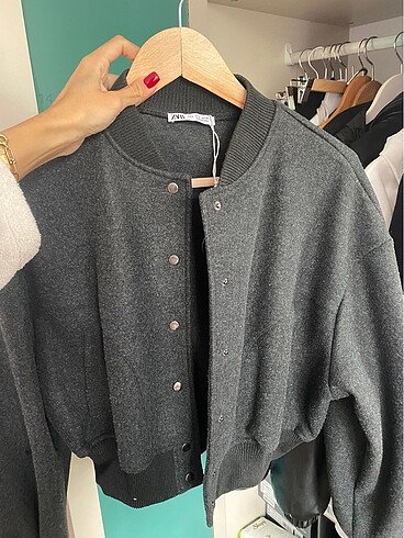 zara siyah bomber