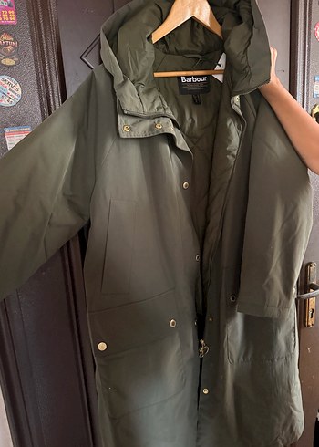 Barbour Haki Uzun Kapusonlu Parka Mont