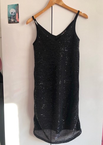 Zara Siyah Simli Midi Askılı Abiye Elbise