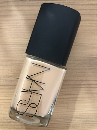 Nars fondoten pompası