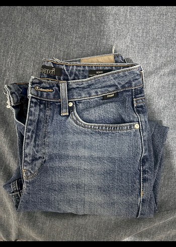 Mavi Soho Yüksek Bel Kesik Paça Jean Kot