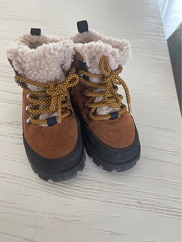 Zara çocuk bot
