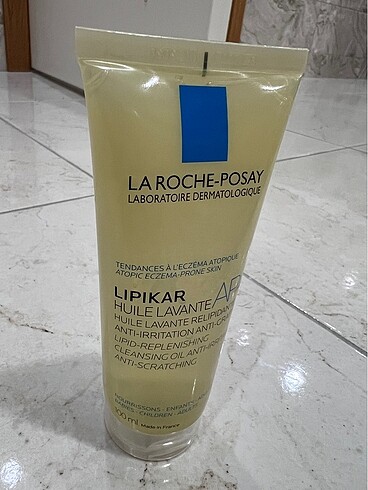 La Roche Posay Çizilmeyici temizleme yağı