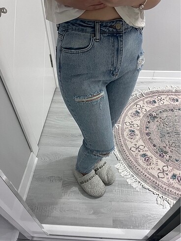 Trendyol & Milla Yüksek bel Yırtmaçlı Jean