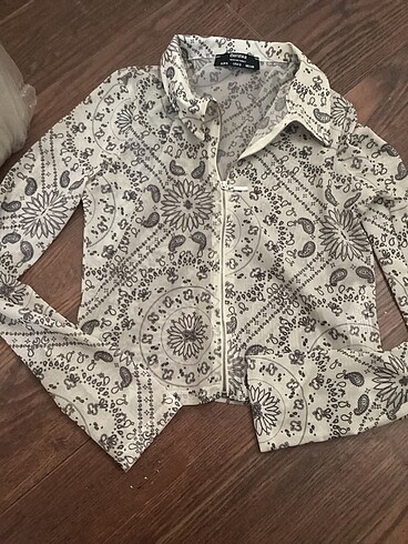 Bershka gömlek