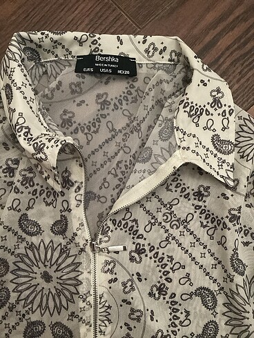 s Beden Bershka gömlek