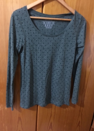 Yıldızlı koyu yeşil uzun kollu tshirt
