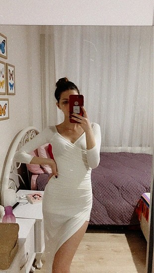 Beyaz elbise