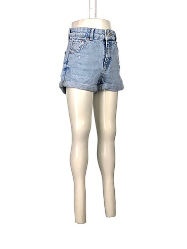Bershka Bershka Mini Şort %70 İndirimli.