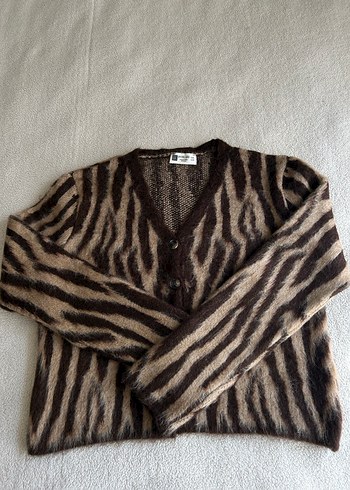 Kahverengi Zebra Desenli Kadın Hırka