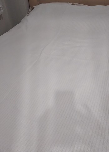 Beyaz Düz Yatak Örtüsü - Görsel 2