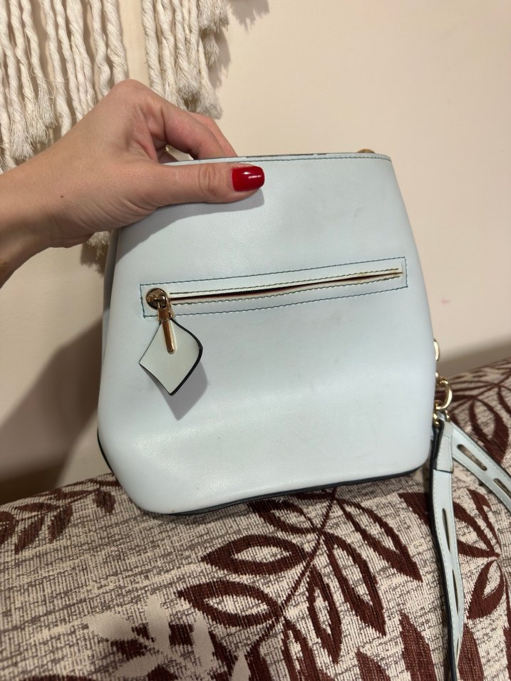 Matmazel Zincir Detaylı Mavi Süet Kadın Çanta - Görsel 4