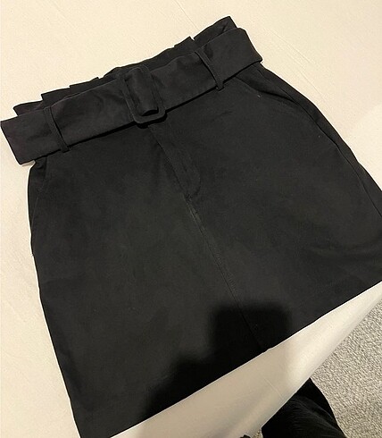 ZARA SÜET KEMERLİ ETEK