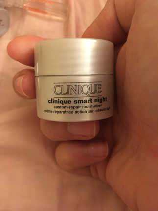 Clinique smart krem 