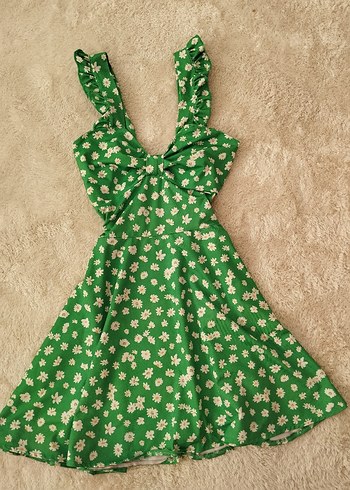 Yeşil Çiçekli Fırfırlı Mini Elbise
