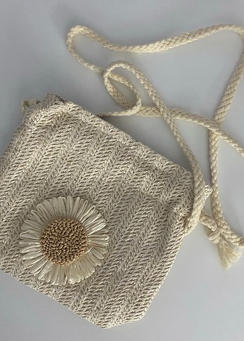 Nakışlı hasır papatya desenli beyaz çanta - Görsel 5