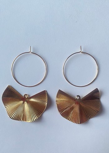 Pilili Midi Altın Renk Kadın Küpe - Görsel 3