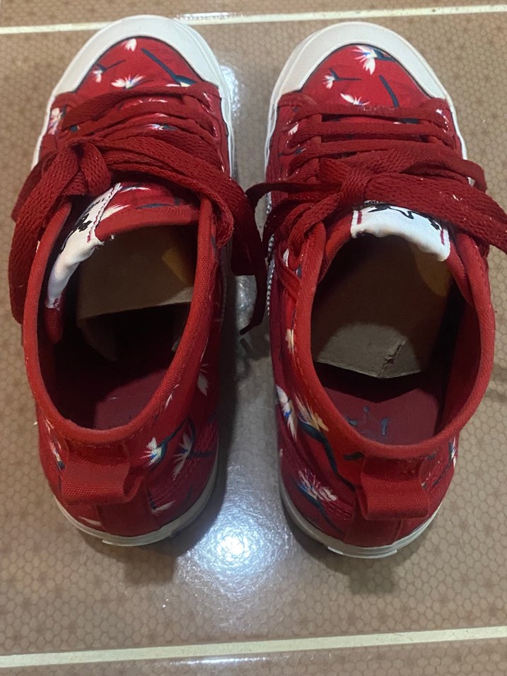 Adidas Orijinal Kırmızı Çiçek Desenli Kadın Spor Ayakkabı - Görsel 2