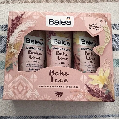 Balea kozmetik seti