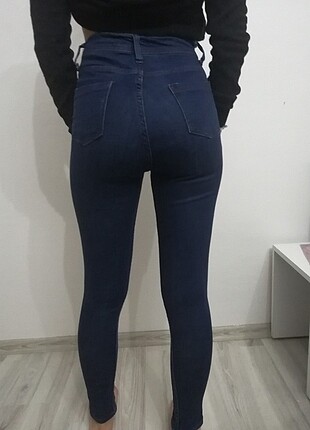 Esnek kumaşlı pantolon 
