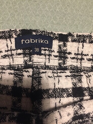 38 Beden Tüvit Fabrika Şort