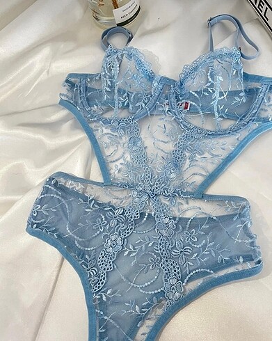 Çiçekli Bodysuit
