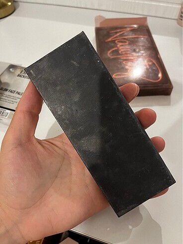Beden Mac Hyper Real Glow Higlighter paleti
