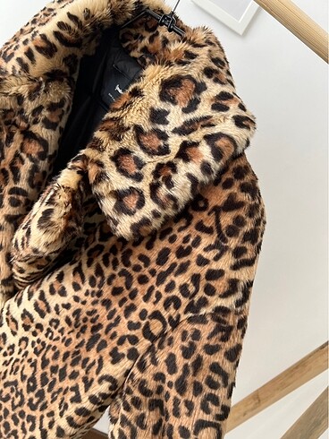 s Beden kahverengi Renk Stradivarius leopar kürk mont