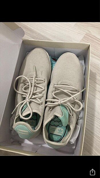 38,5 Beden Adidas Spor Ayakkabı