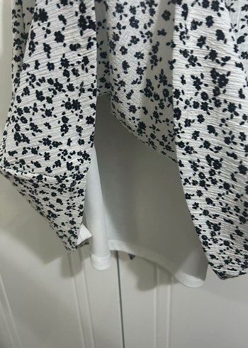 V Yaka Kısa Kollu Mini elbise - Görsel 3