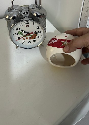 Renkli Desenli Masa Saati ve Dekoratif Küre - Görsel 2