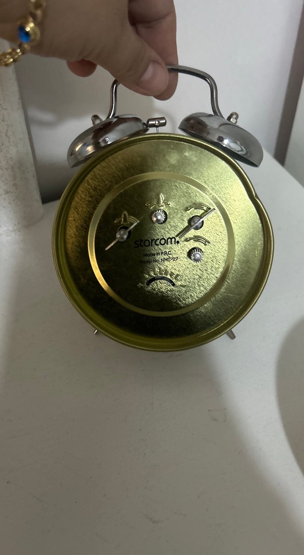 Renkli Desenli Masa Saati ve Dekoratif Küre - Görsel 4