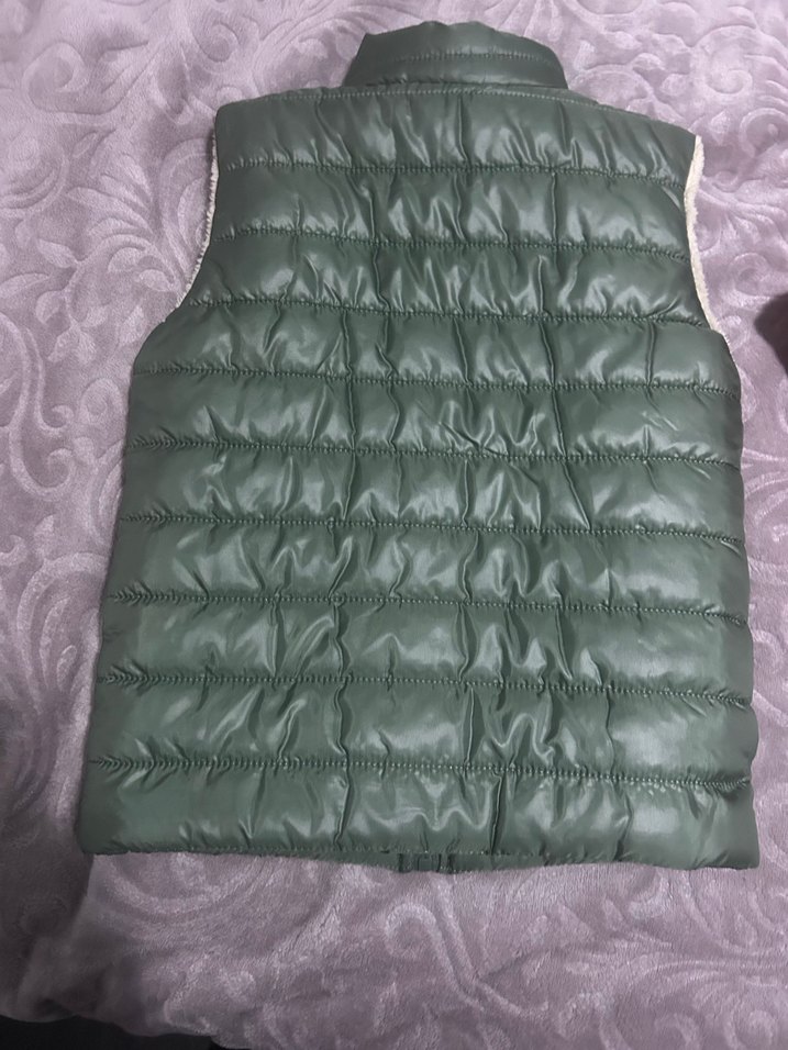 Erkek Çocuk Yeşil Yelek Yüksek Yakalı - Görsel 2