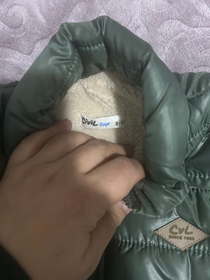 Erkek Çocuk Yeşil Yelek Yüksek Yakalı - Görsel 4