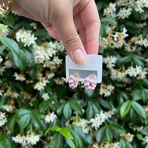 Pembe Mineli Küpe