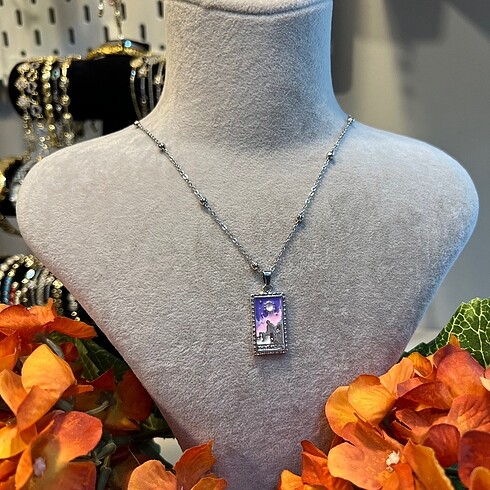 Silver Vintage Kolye