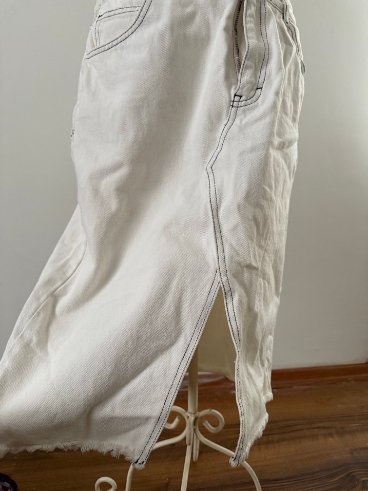 Yırtmaçlı Midi Uzunlukta Jean Etek - Görsel 2