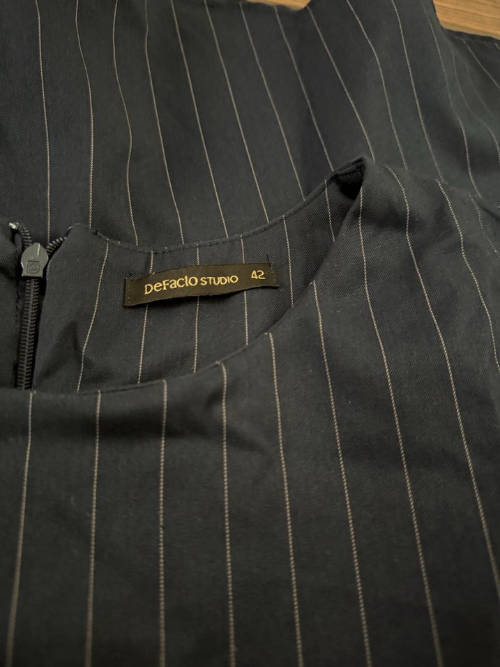 Lacivert Volanlı Elbise - Görsel 4