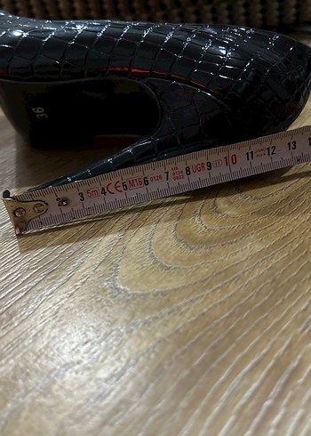 Siyah Yılan Desenli Gotik Stiletto - Görsel 4